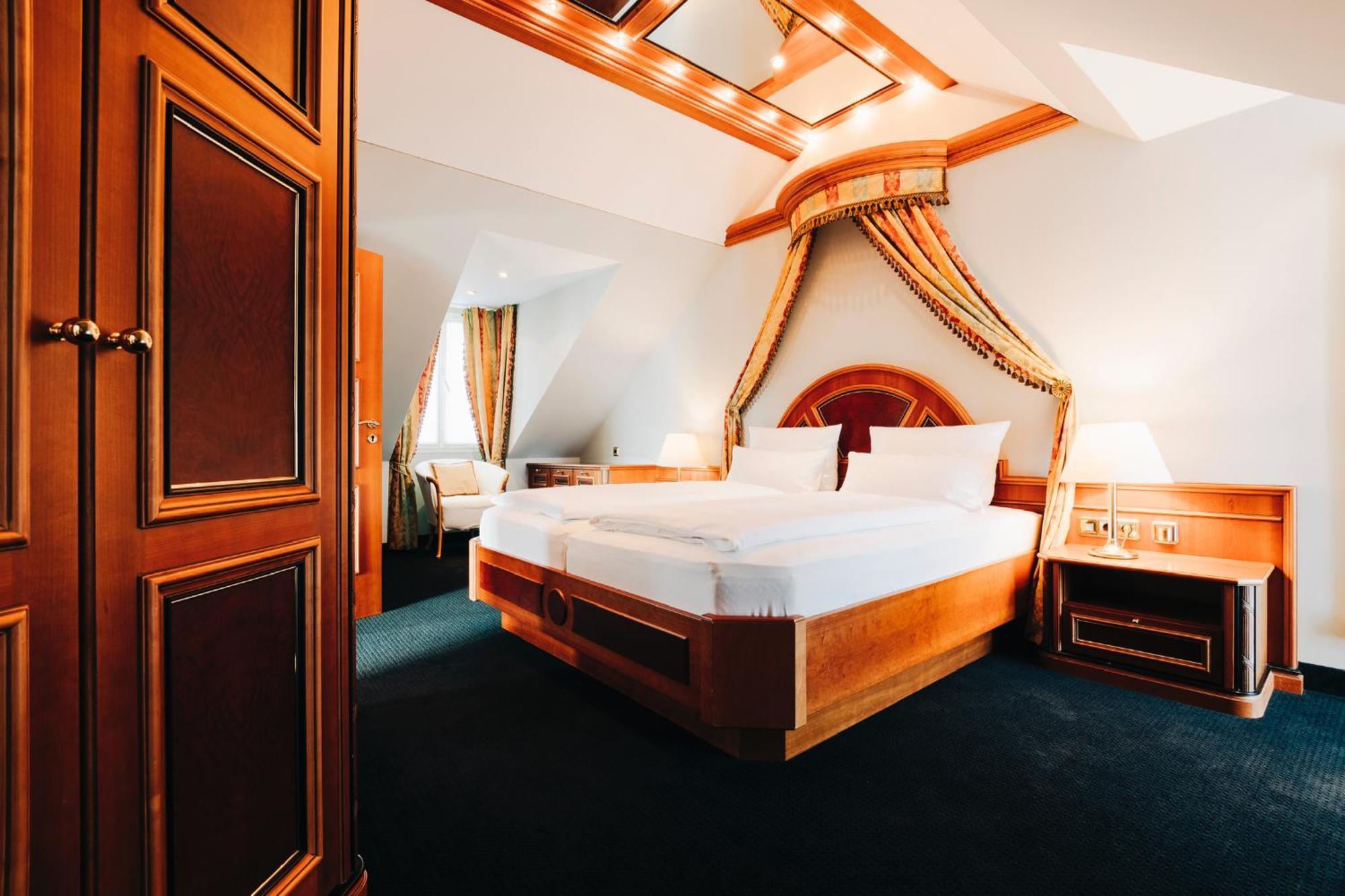 Das V Evert Hotel - Am Congress Centrum Wuerzburg Екстер'єр фото